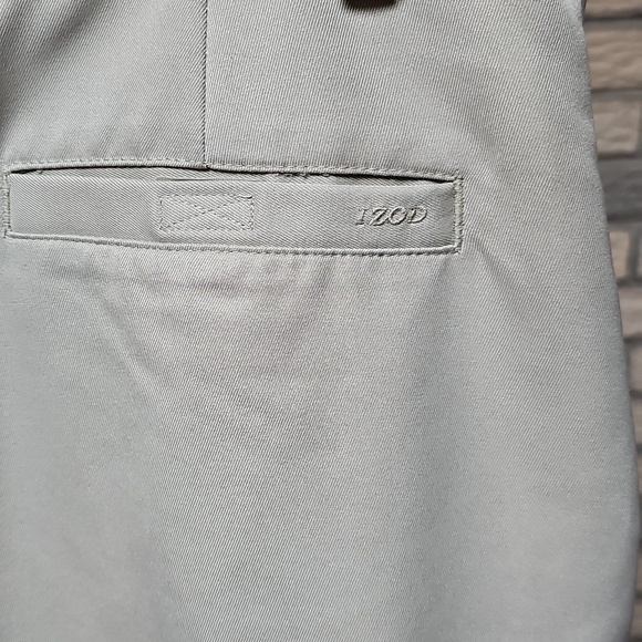 Izod Golf Shorts Sz 33 Khaki Color Performx Golf - Picture 4 of 9